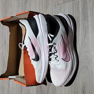 NIKE women's air winflo 9 running shoe